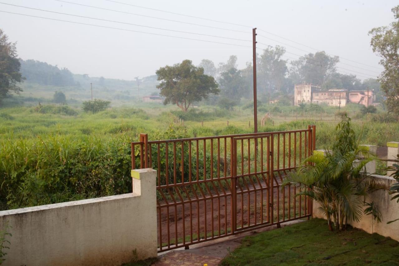 Karjat Mountain Villa Esterno foto