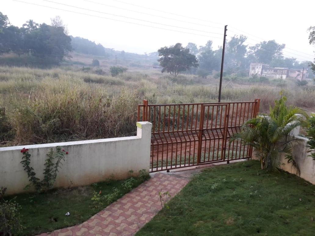 Karjat Mountain Villa Esterno foto